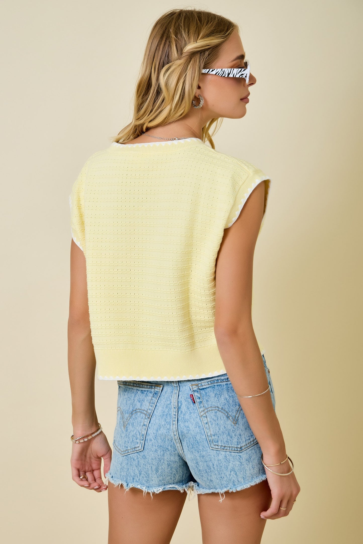 Sleeveless Textured Knit Top W/ Edge Stitch