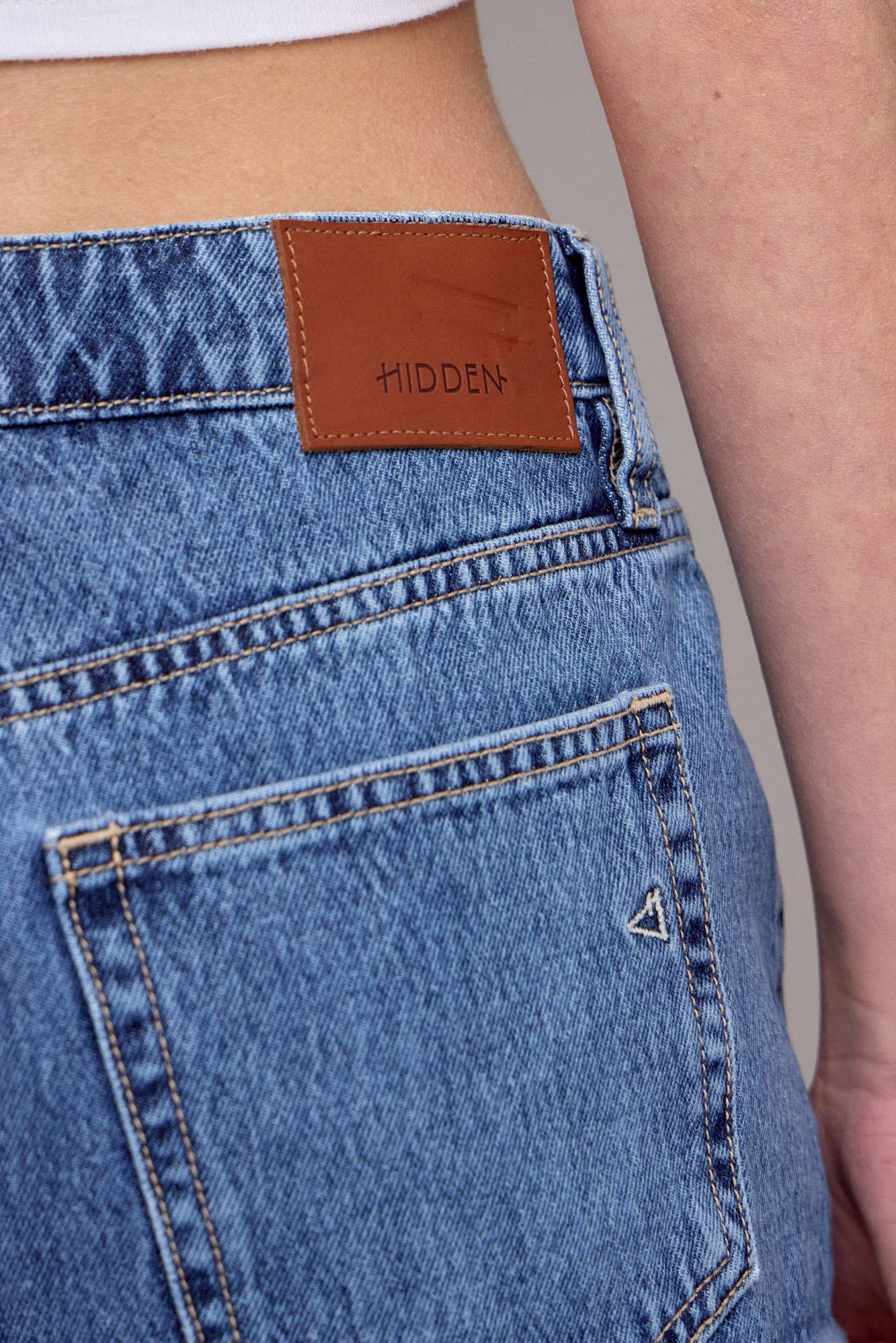 Dark Wash Mid Rise Frayed Shorts
