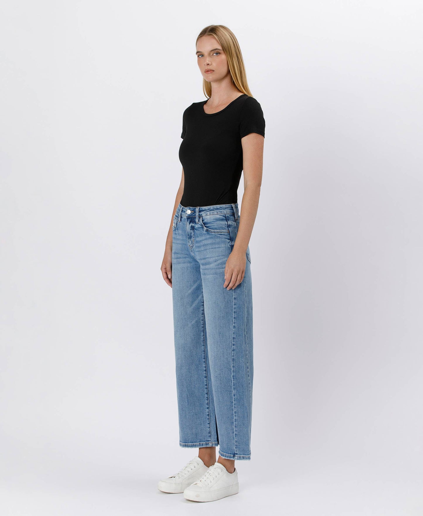 HIGH RISE BAGGY WIDE JEANS