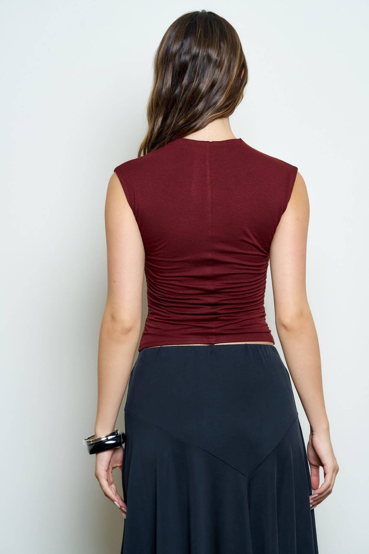 REVERSIBLE FUNNEL NECK SCRUNCH KNIT TOP