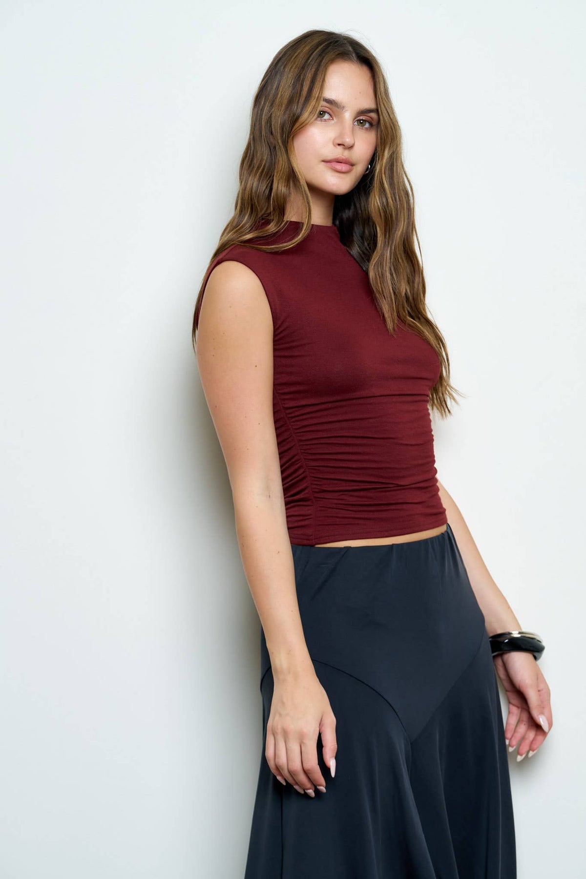 REVERSIBLE FUNNEL NECK SCRUNCH KNIT TOP
