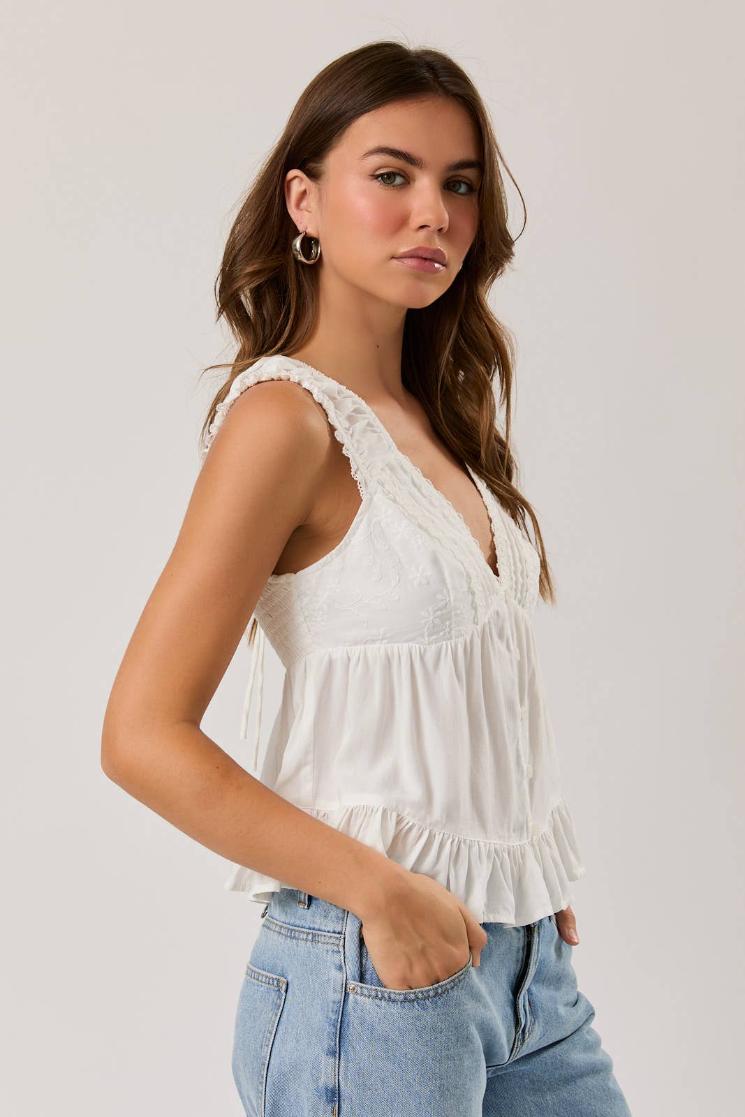 V-NECKLINE TOP WITH LACE TRIM