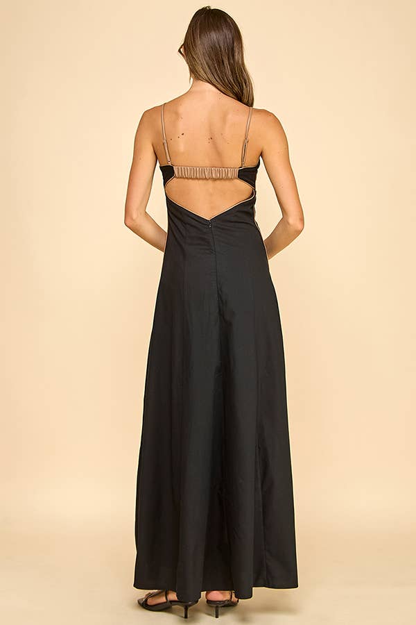 Fitted bodice with a square neckline maxi dress