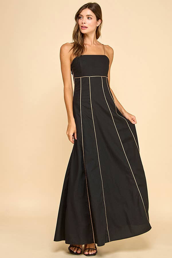 Fitted bodice with a square neckline maxi dress