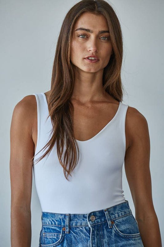 Double Layered Seamless U-V Neck Sleeveless Bodysuit